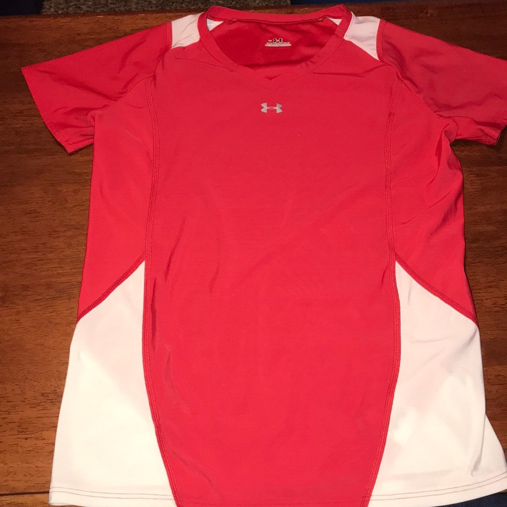Girls under armour athletic shirt